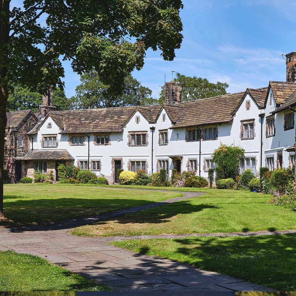 <strong>Country & Rural Homes</strong>