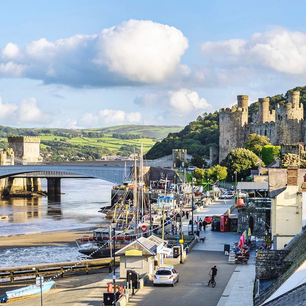 <strong>Towns & Coastal Living</strong>